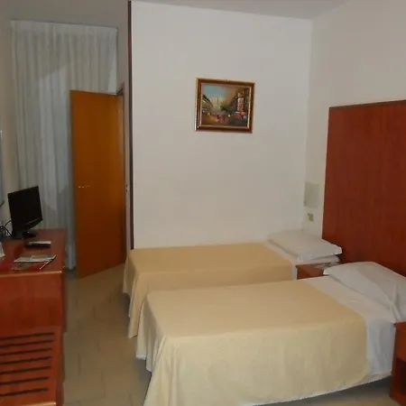 Magnolia Hotel