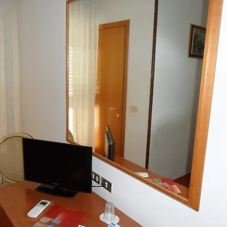 Hotel Magnolia 4*