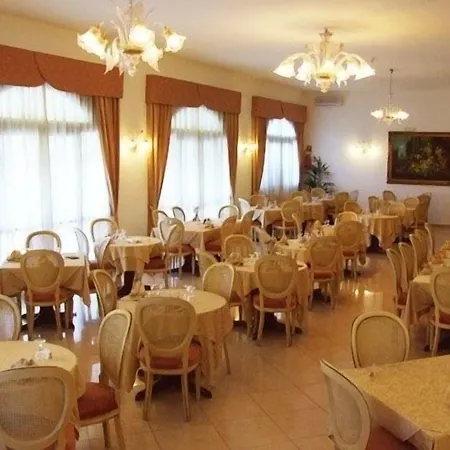 Magnolia Otel Vieste